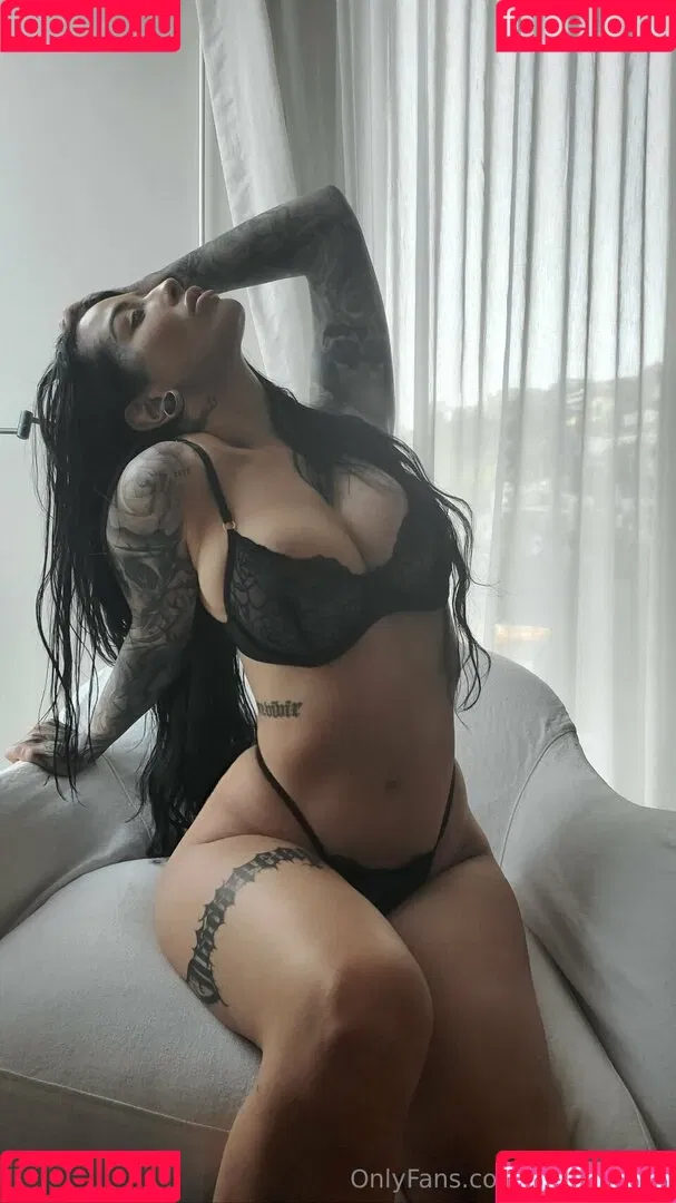 Katrina Jade / katrinajade / kj_fetishmodel / officialkatrina__jade__ Onlyfans Photo Gallery 