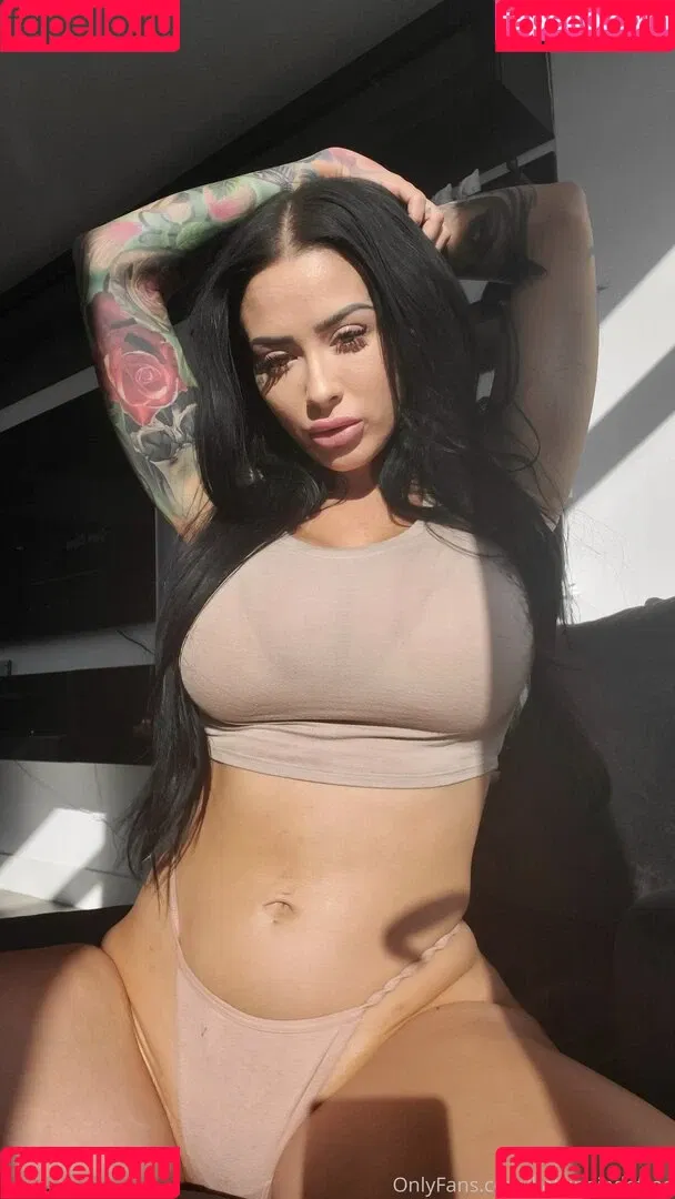 Katrina Jade / katrinajade / kj_fetishmodel / officialkatrina__jade__ Onlyfans Photo Gallery 