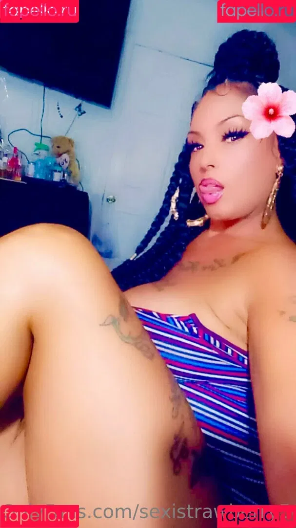 fit_babe11 / sexistrawberry5611 Onlyfans Photo Gallery 