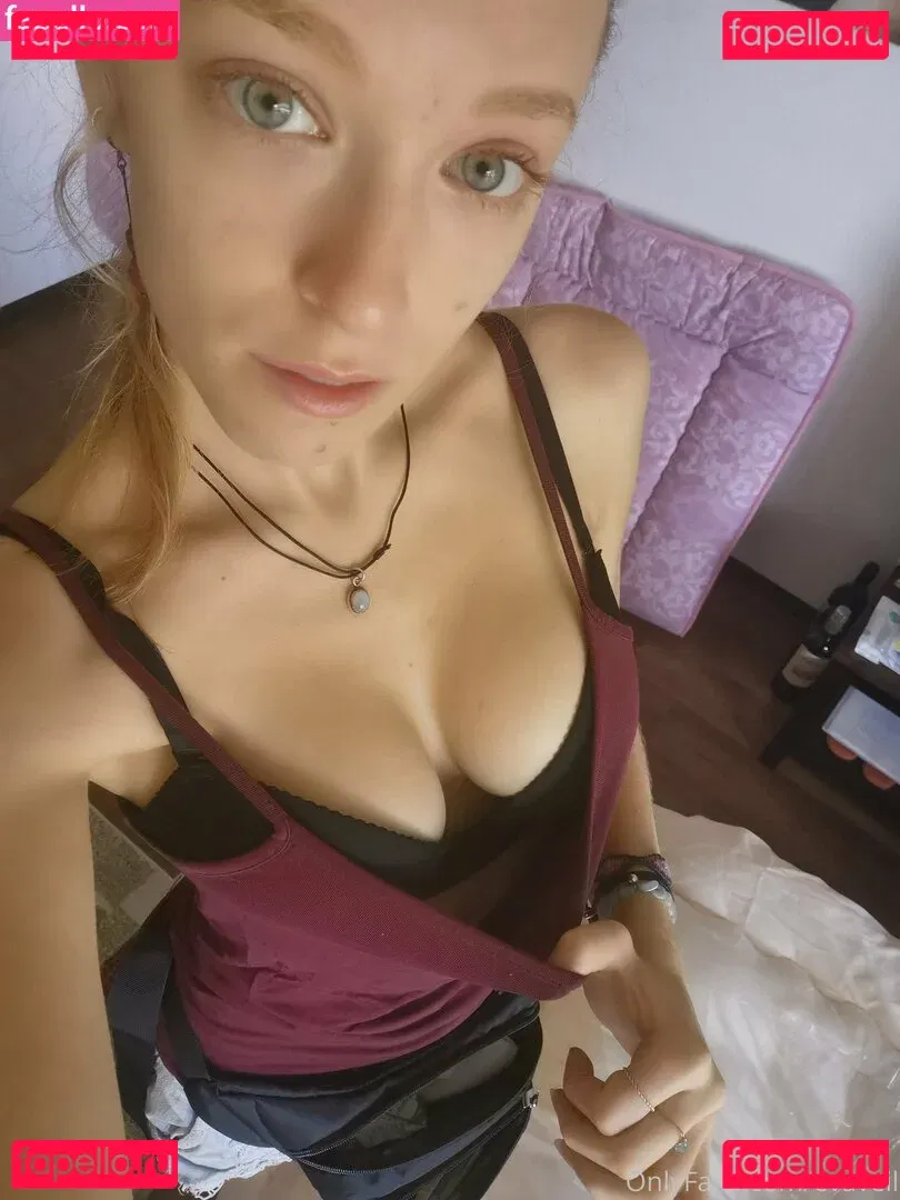 evaveil Onlyfans Photo Gallery 