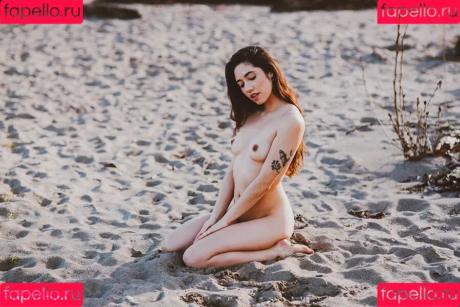 Robin Mae / Robinmae / hiirobinmae Onlyfans Photo Gallery 