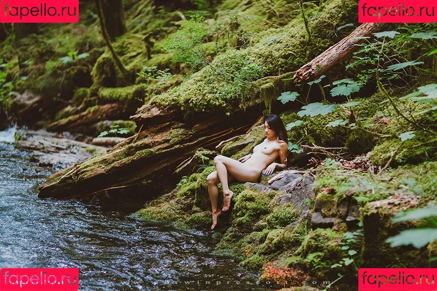 Robin Mae / Robinmae / hiirobinmae Onlyfans Photo Gallery 