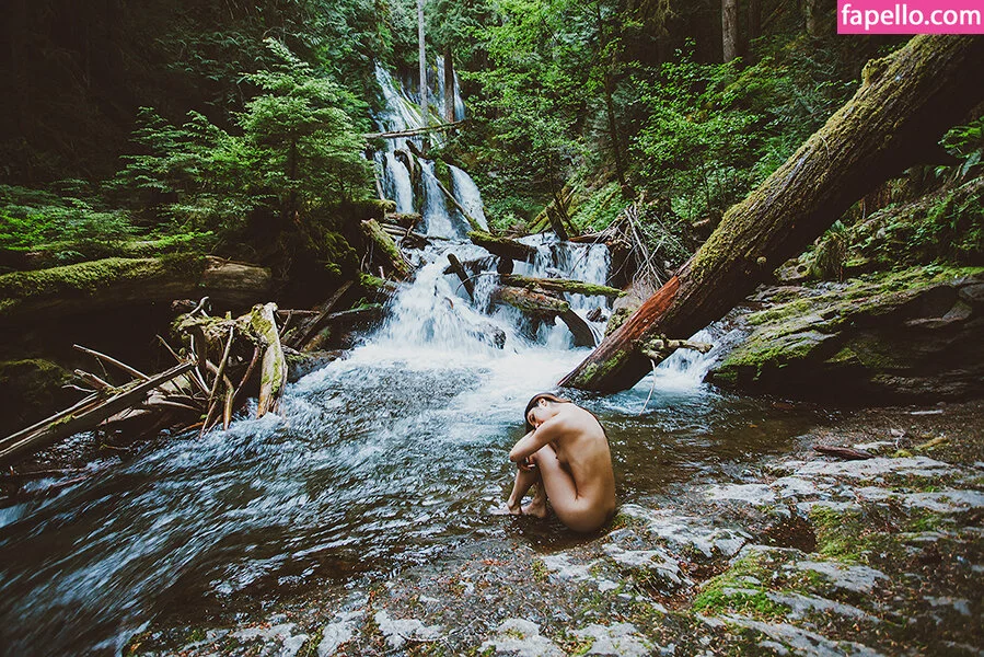 Robin Mae / Robinmae / hiirobinmae Onlyfans Photo Gallery 