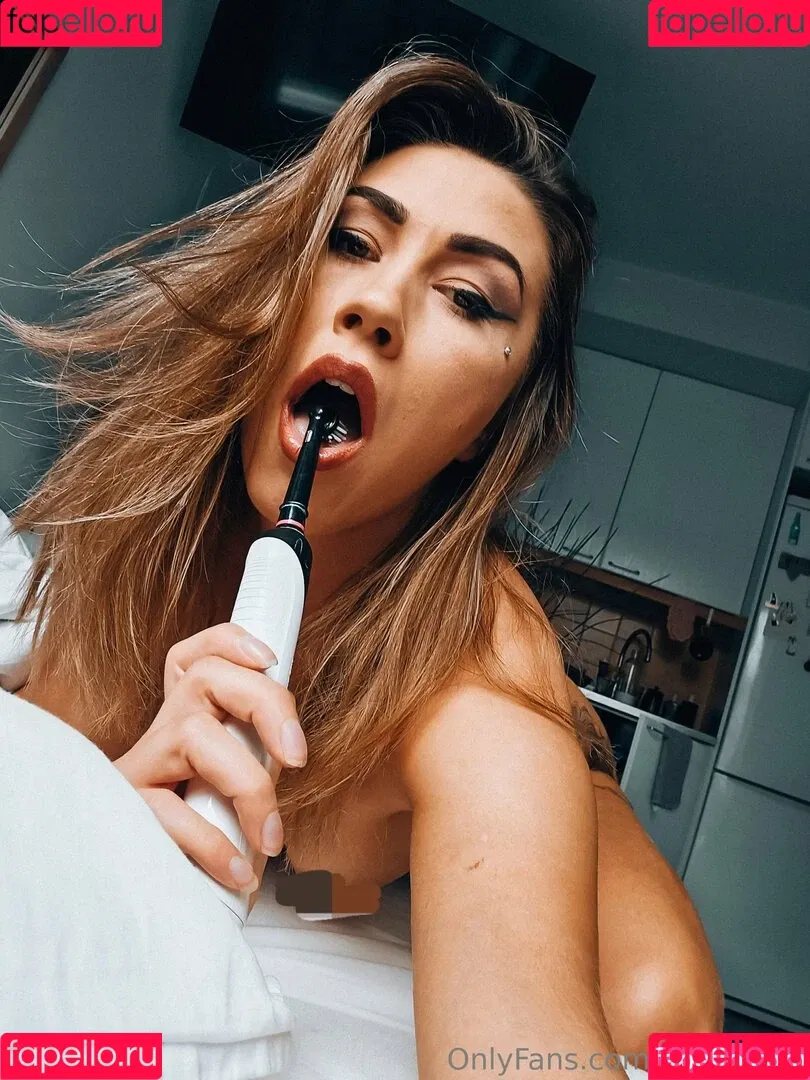 vaimofree Onlyfans Photo Gallery 