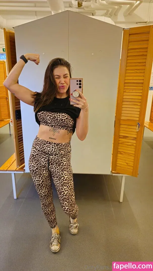 vaimofree Onlyfans Photo Gallery 