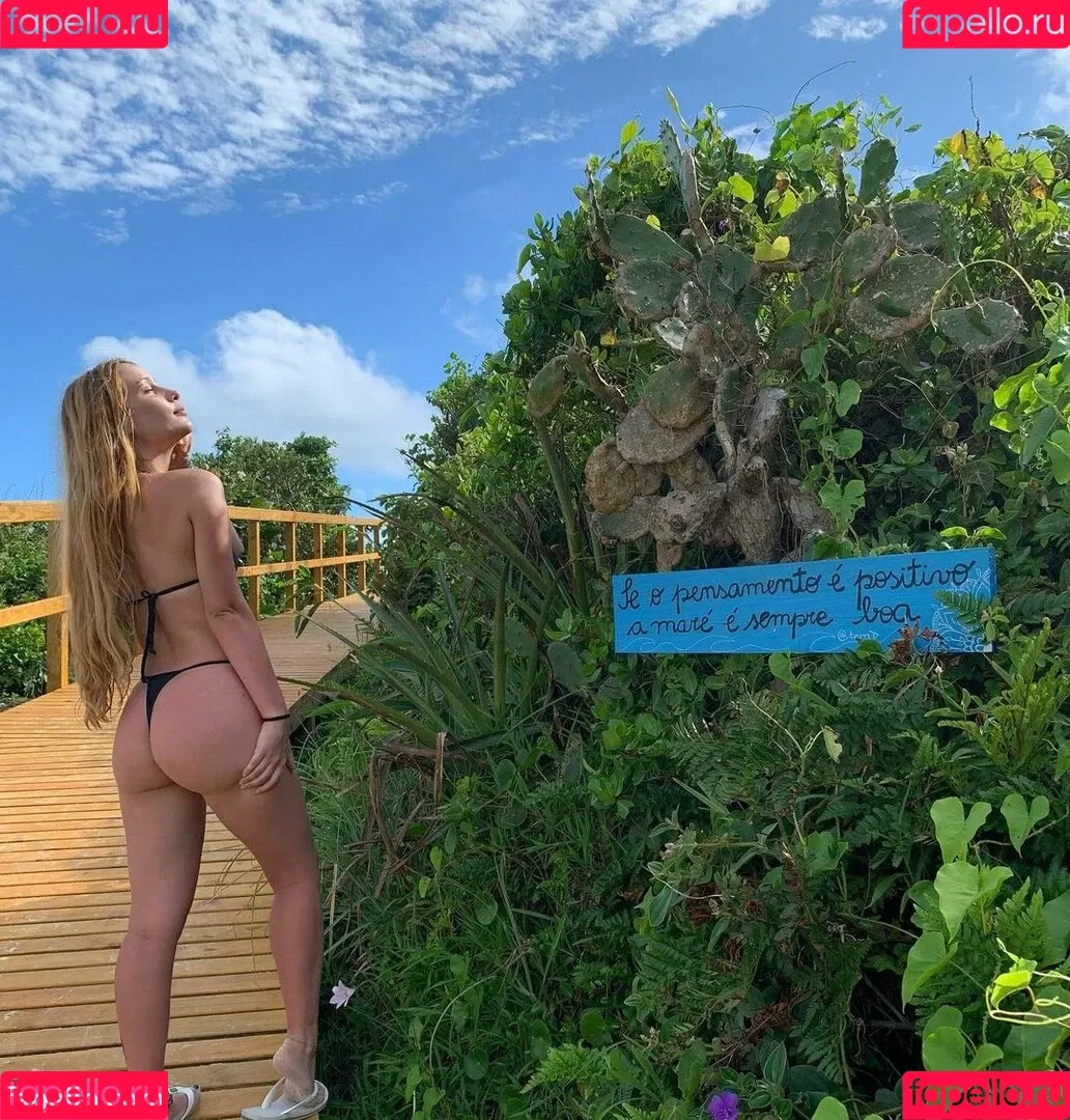 Camilleadrt / Namorada do NautaMC / candidlycam / mille Onlyfans Photo Gallery 