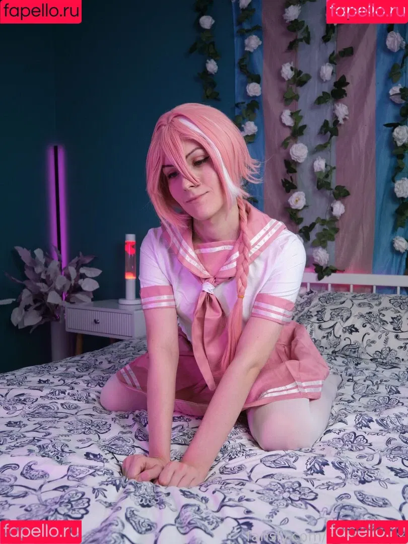 aliceredfox / redfox.alice Onlyfans Photo Gallery 