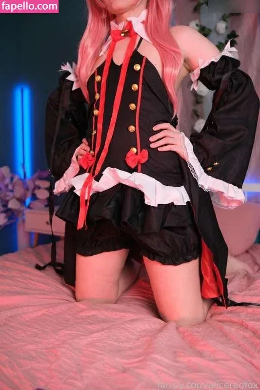 aliceredfox / redfox.alice Onlyfans Photo Gallery 