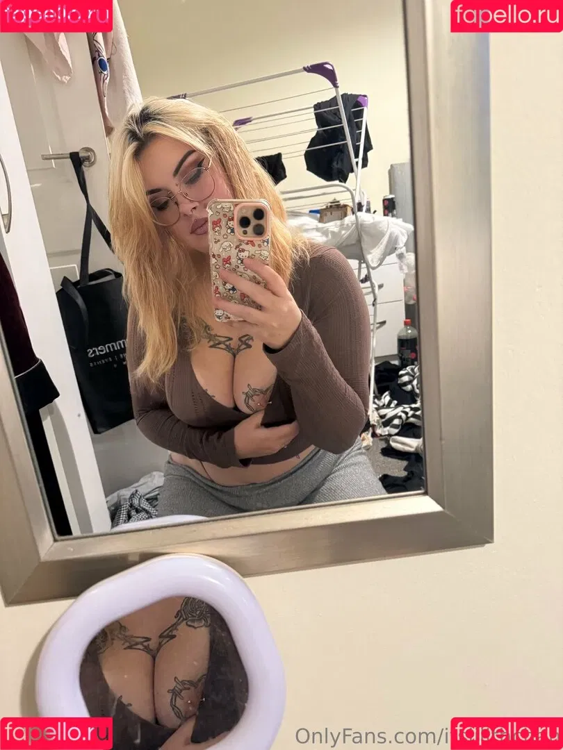 Itslilithchan Onlyfans Photo Gallery 