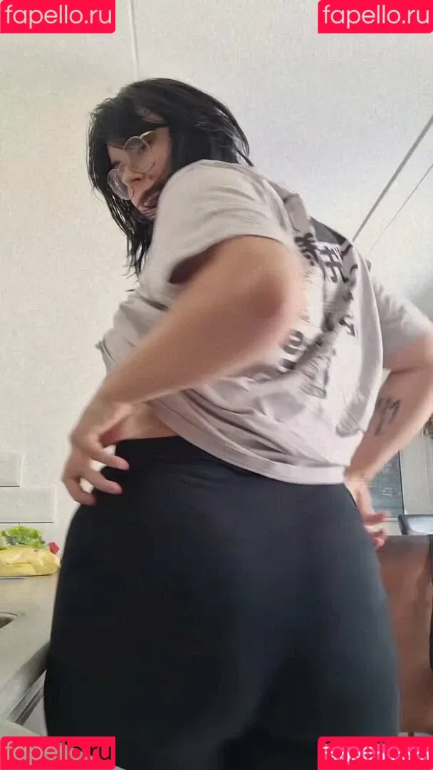 Itslilithchan Onlyfans Photo Gallery 