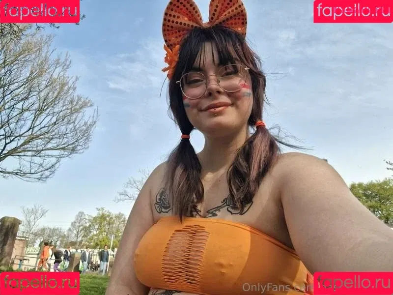 Itslilithchan Onlyfans Photo Gallery 
