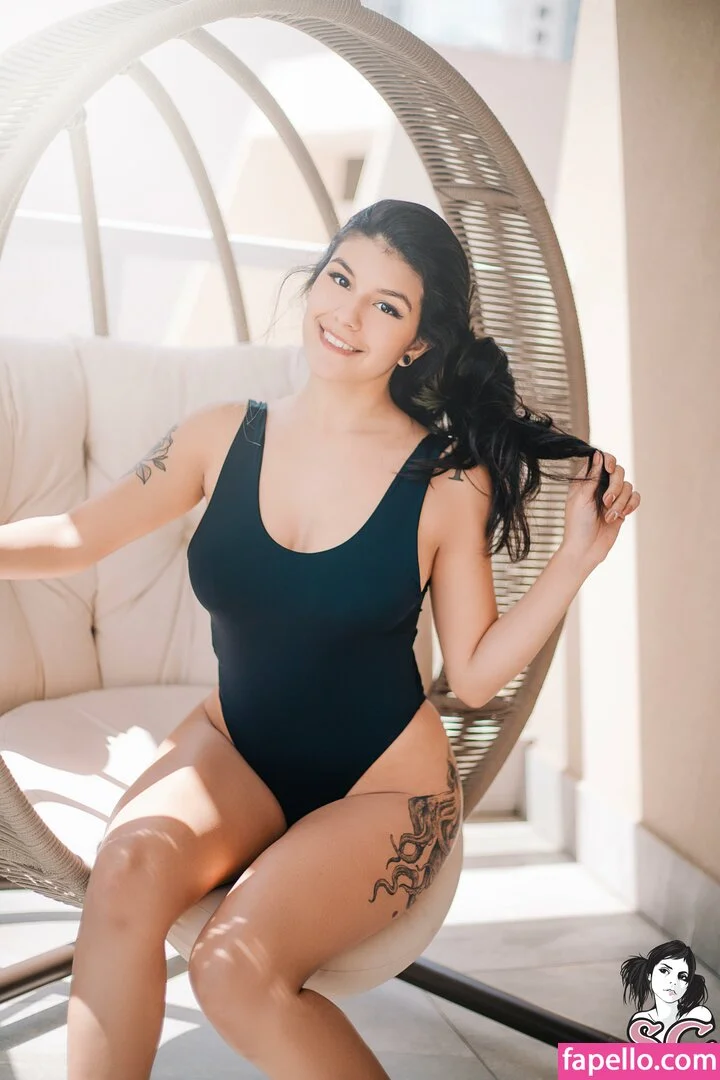 Dome Vélez Onlyfans Photo Gallery 