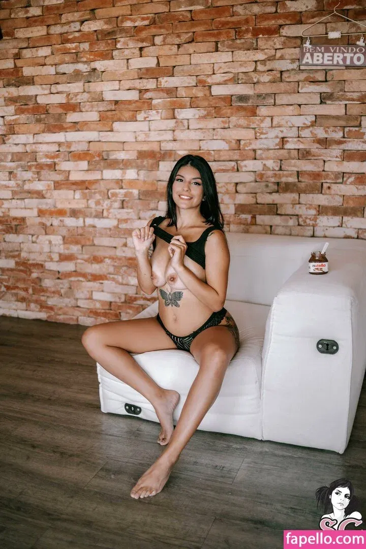 Dome Vélez Onlyfans Photo Gallery 