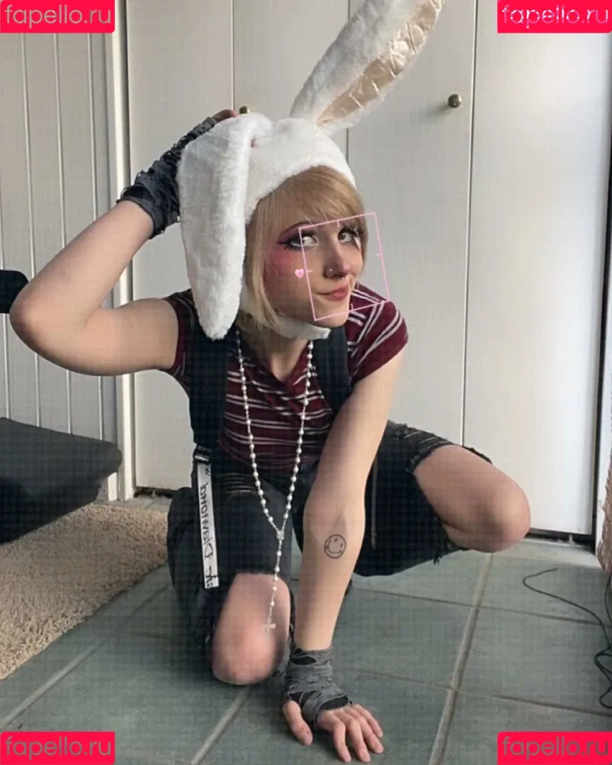 evie_angel / kittyblad3_ / saltxbunn1e Onlyfans Photo Gallery 