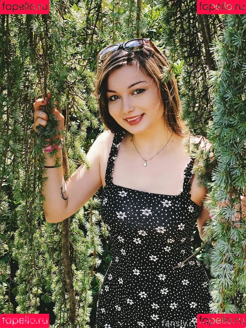 Pixiecat / pixiecatofficial / pixiiecat Onlyfans Photo Gallery 
