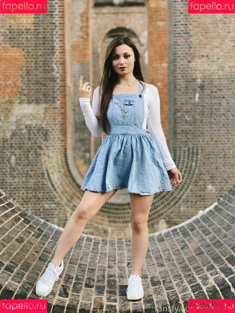Pixiecat / pixiecatofficial / pixiiecat Onlyfans Photo Gallery 