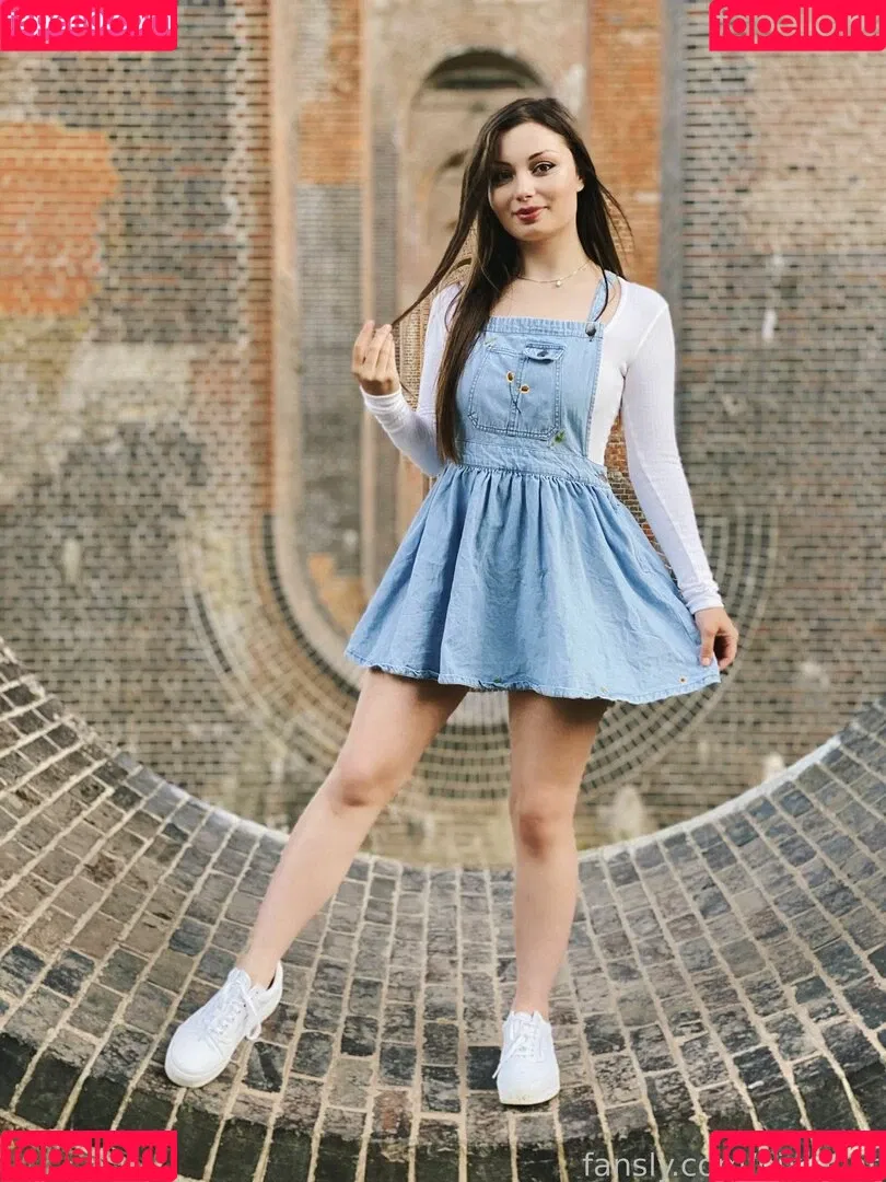 Pixiecat / pixiecatofficial / pixiiecat Onlyfans Photo Gallery 