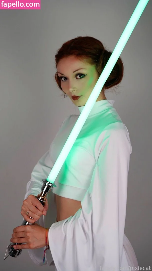 Pixiecat / pixiecatofficial / pixiiecat Onlyfans Photo Gallery 