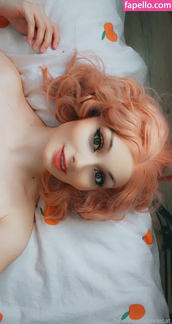 Pixiecat / pixiecatofficial / pixiiecat Onlyfans Photo Gallery 