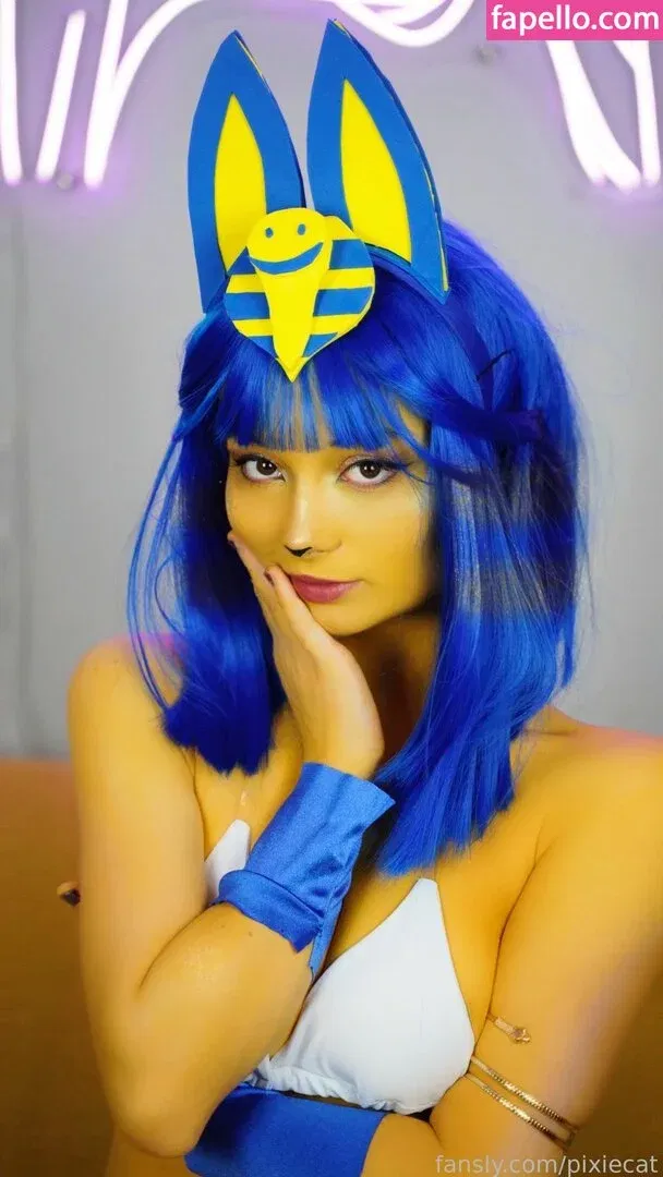 Pixiecat / pixiecatofficial / pixiiecat Onlyfans Photo Gallery 