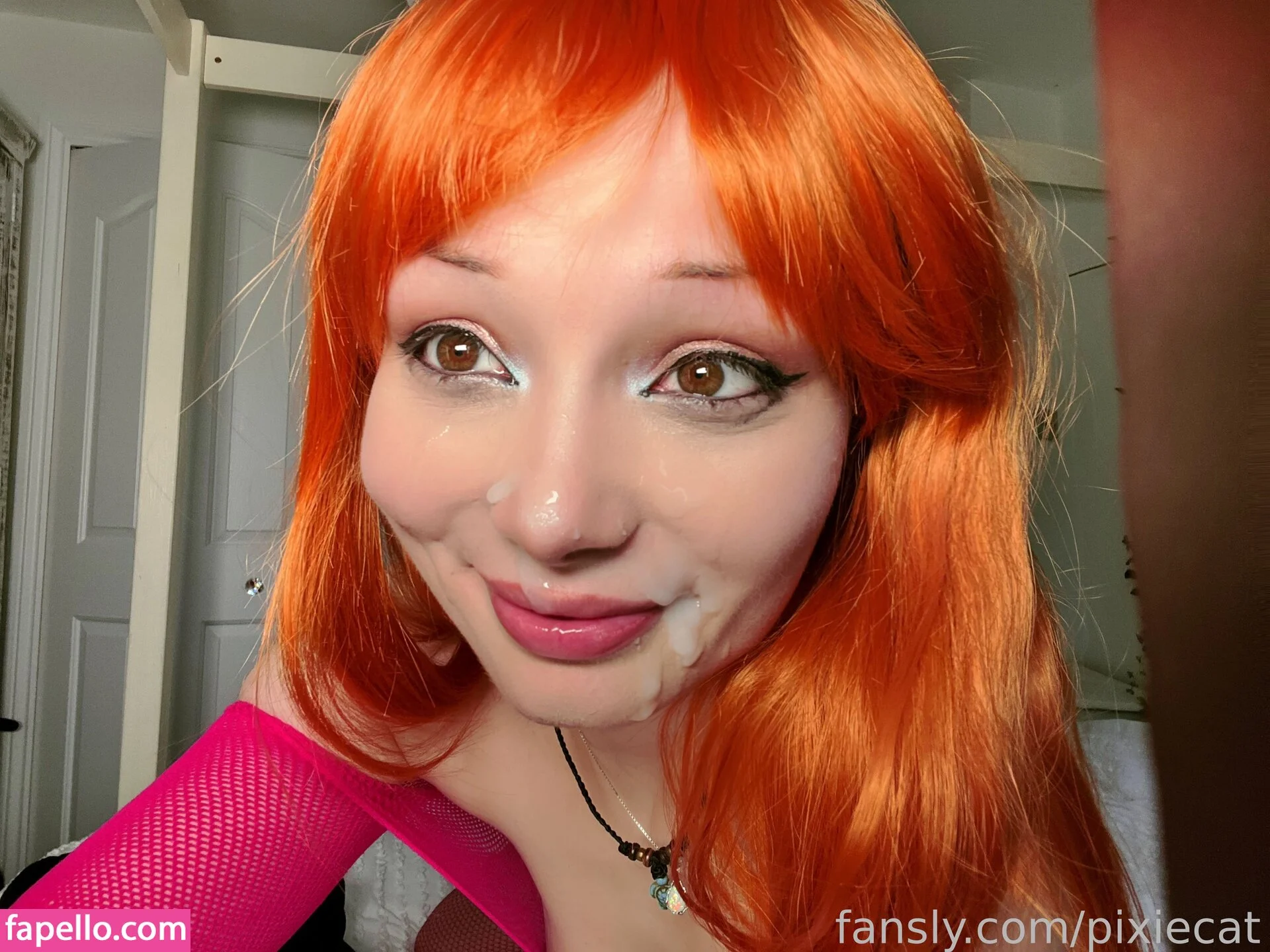 Pixiecat / pixiecatofficial / pixiiecat Onlyfans Photo Gallery 