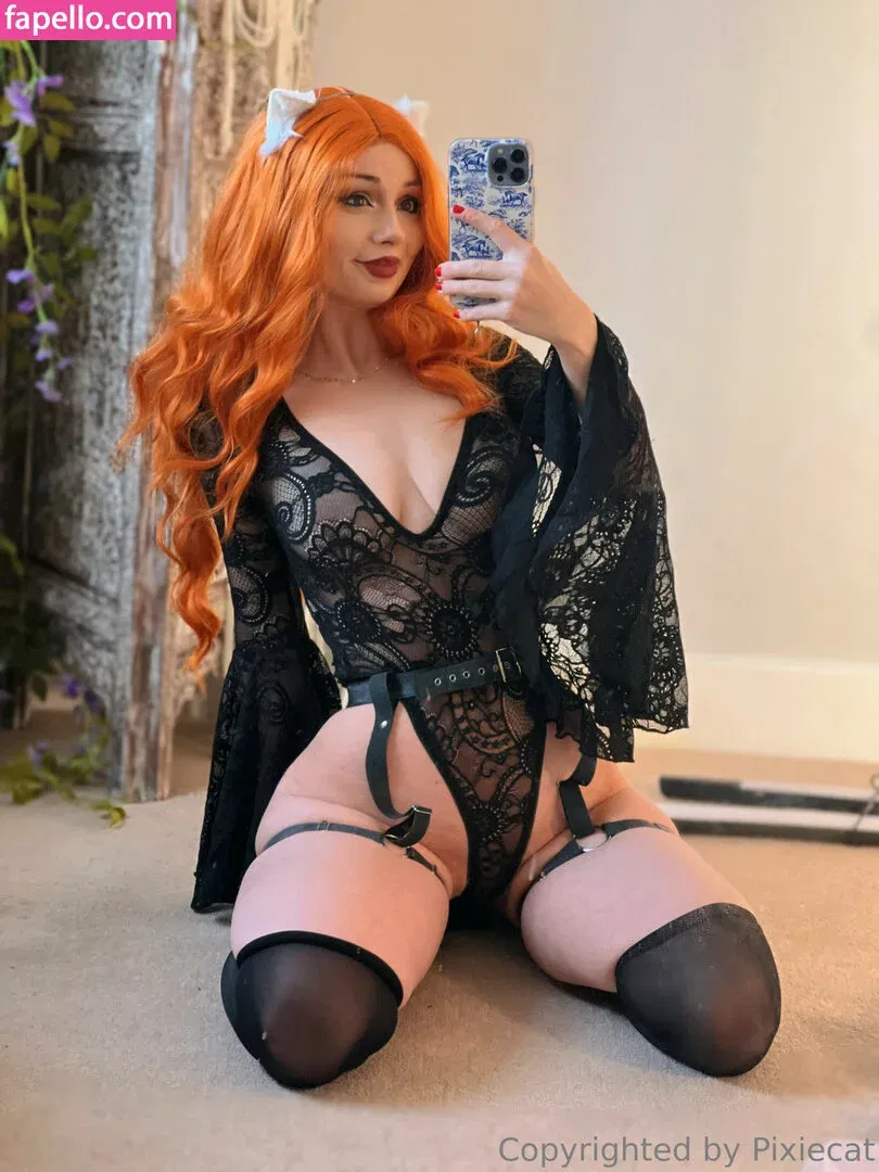 Pixiecat / pixiecatofficial / pixiiecat Onlyfans Photo Gallery 