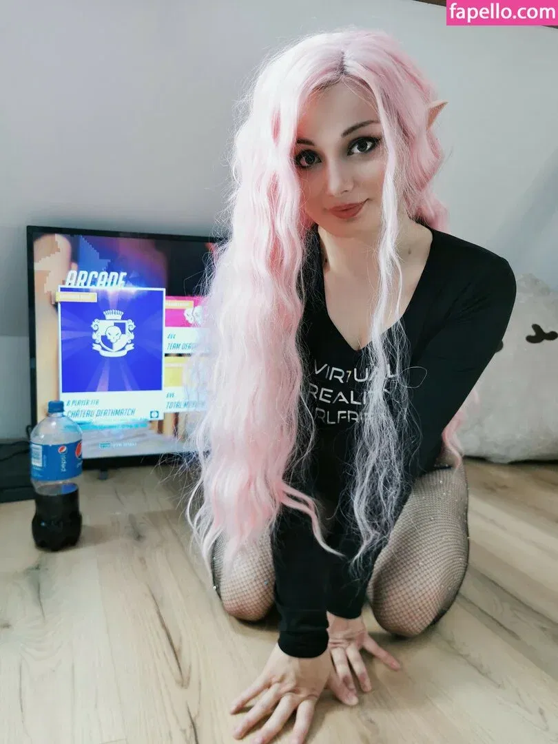 Pixiecat / pixiecatofficial / pixiiecat Onlyfans Photo Gallery 