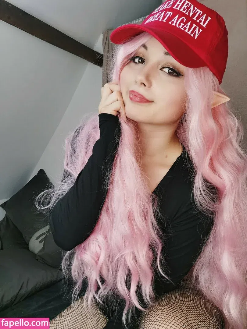 Pixiecat / pixiecatofficial / pixiiecat Onlyfans Photo Gallery 