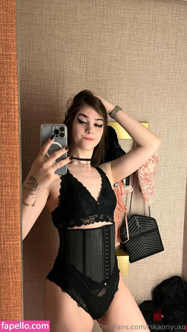 tskaoriyuko / tsuminokuraiko Onlyfans Photo Gallery 