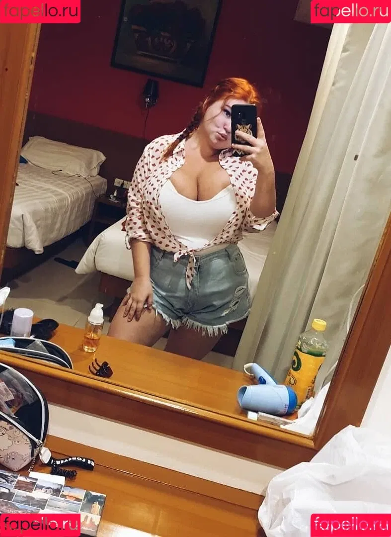 Alena Ostanova / Alenaost / ostanovaalena / that_same_alena Onlyfans Photo Gallery 