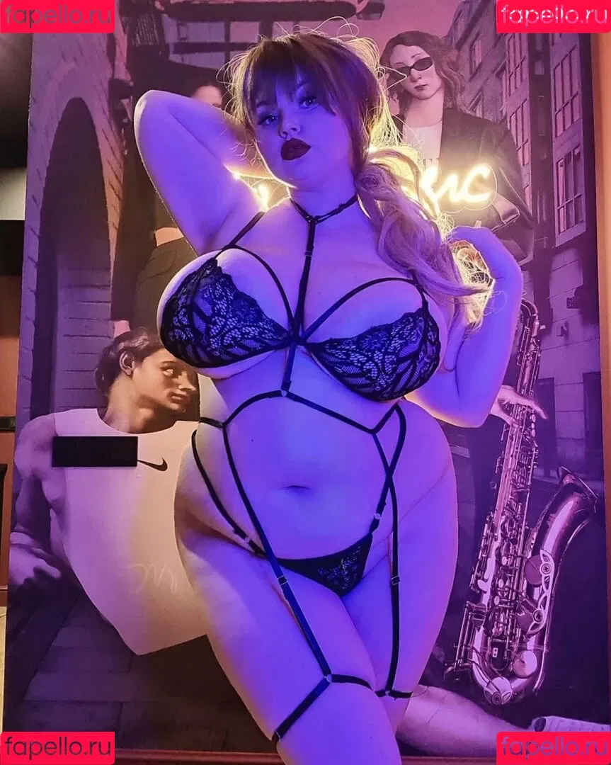Alena Ostanova / Alenaost / ostanovaalena / that_same_alena Onlyfans Photo Gallery 