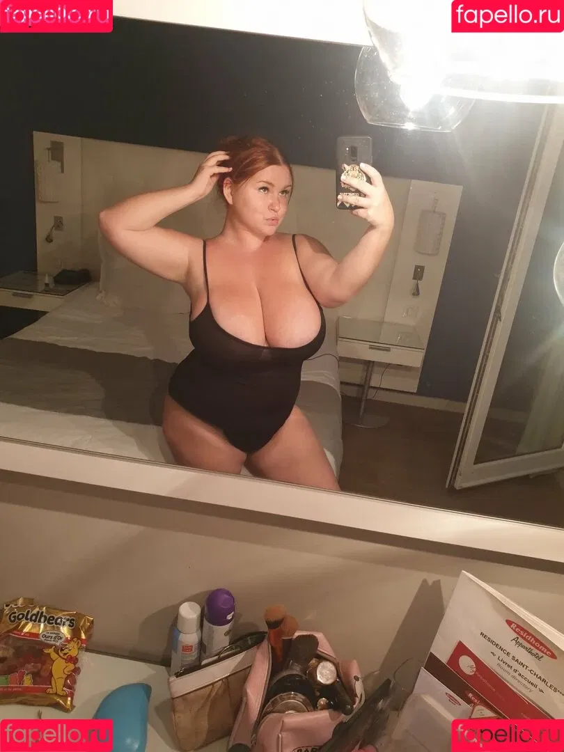 Alena Ostanova / Alenaost / ostanovaalena / that_same_alena Onlyfans Photo Gallery 