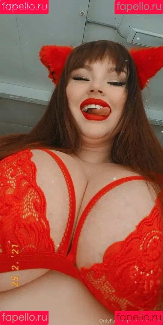 Alena Ostanova / Alenaost / ostanovaalena / that_same_alena Onlyfans Photo Gallery 