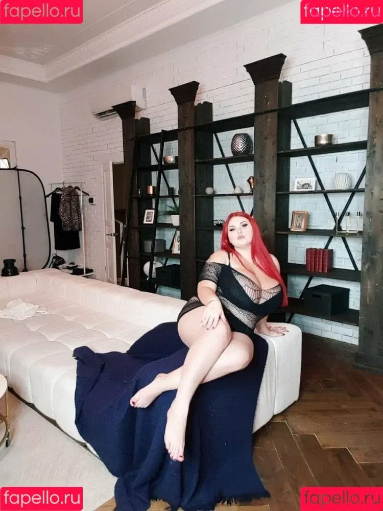 Alena Ostanova / Alenaost / ostanovaalena / that_same_alena Onlyfans Photo Gallery 