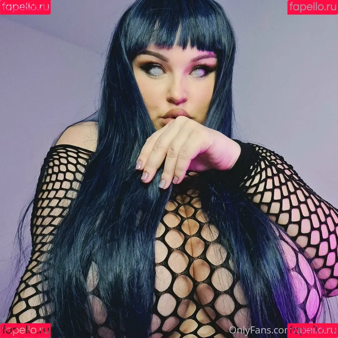 Alena Ostanova / Alenaost / ostanovaalena / that_same_alena Onlyfans Photo Gallery 
