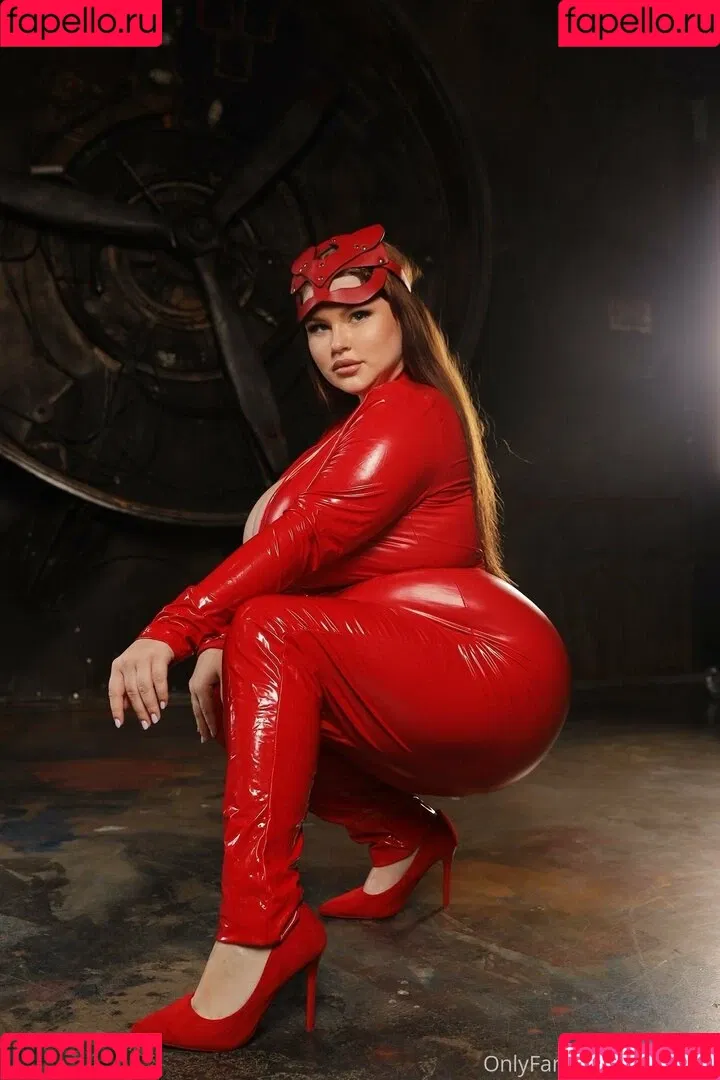 Alena Ostanova / Alenaost / ostanovaalena / that_same_alena Onlyfans Photo Gallery 