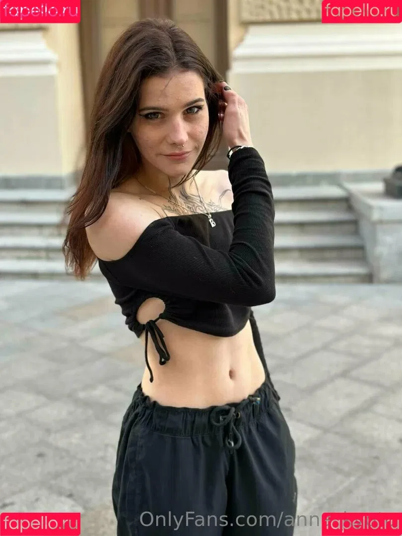 anna_kyoto / kyoto_gun Onlyfans Photo Gallery 