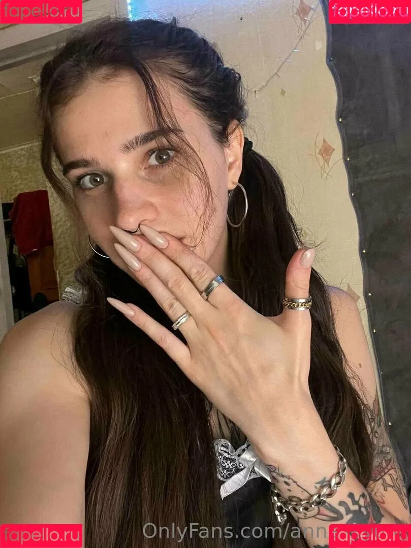 anna_kyoto / kyoto_gun Onlyfans Photo Gallery 