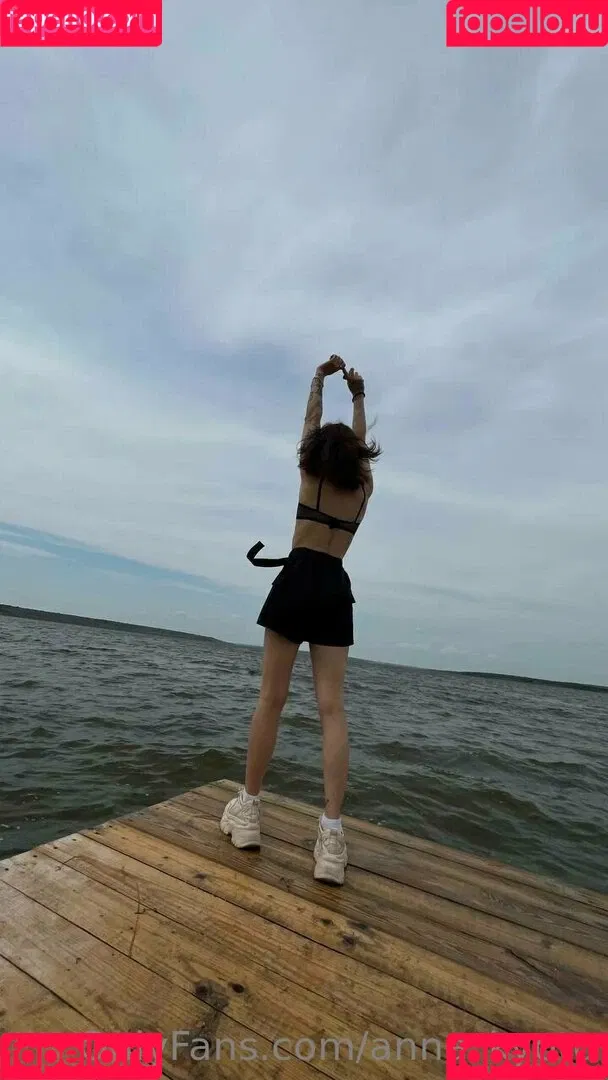 anna_kyoto / kyoto_gun Onlyfans Photo Gallery 