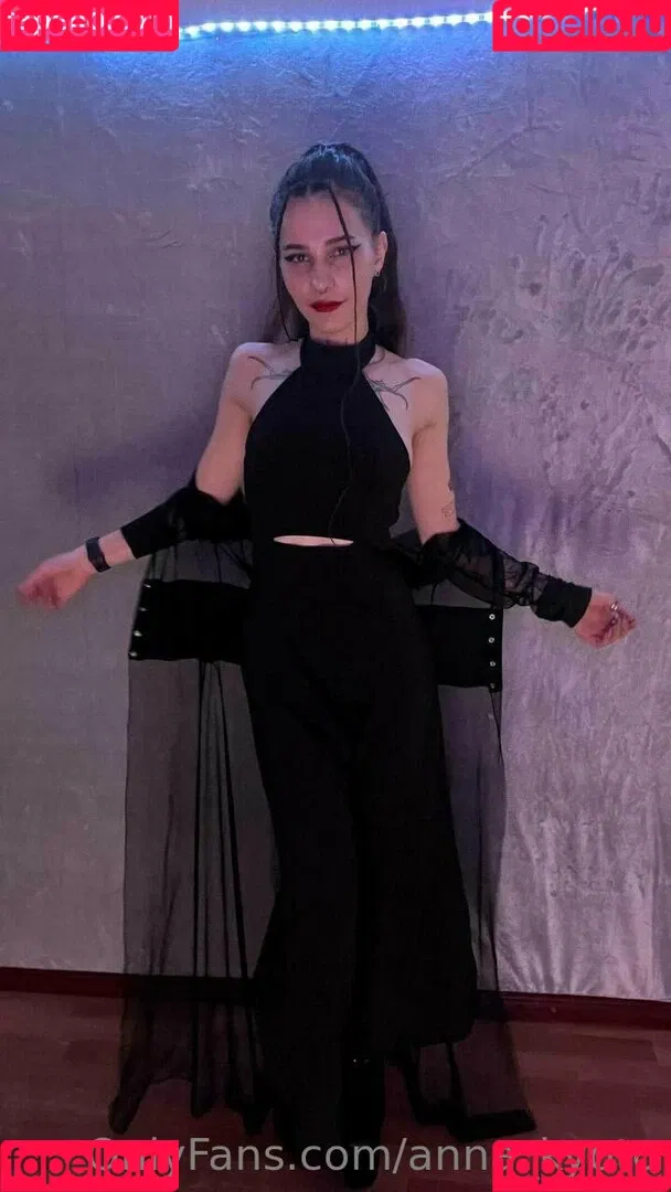 anna_kyoto / kyoto_gun Onlyfans Photo Gallery 