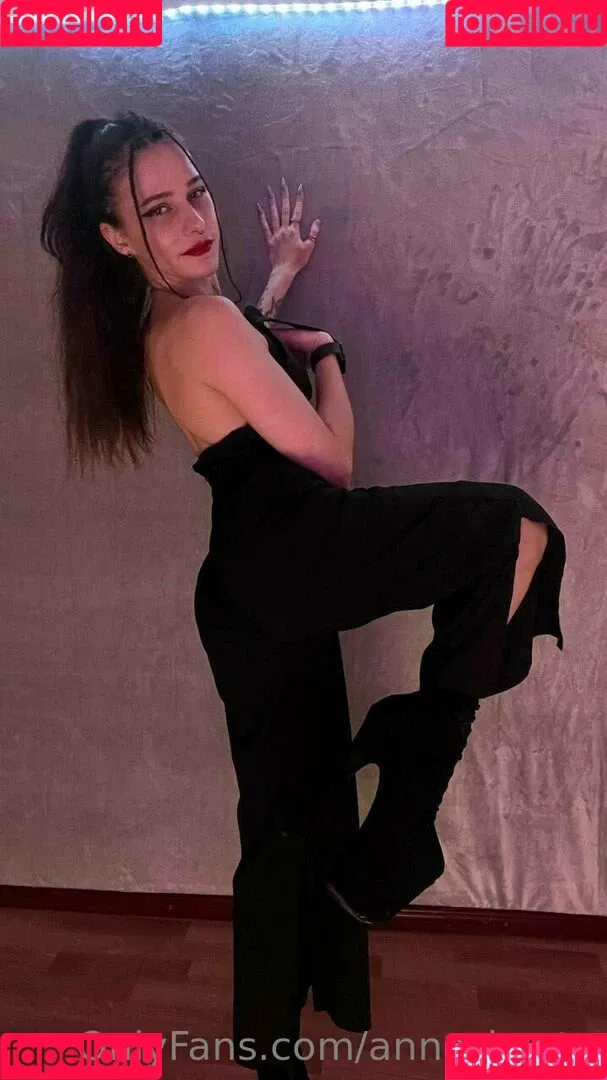 anna_kyoto / kyoto_gun Onlyfans Photo Gallery 