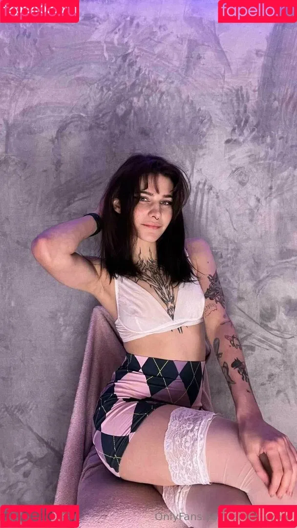 anna_kyoto / kyoto_gun Onlyfans Photo Gallery 