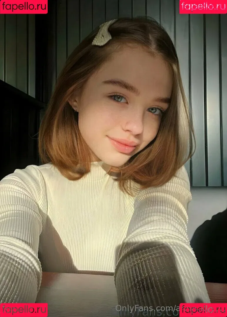 anna_kyoto / kyoto_gun Onlyfans Photo Gallery 