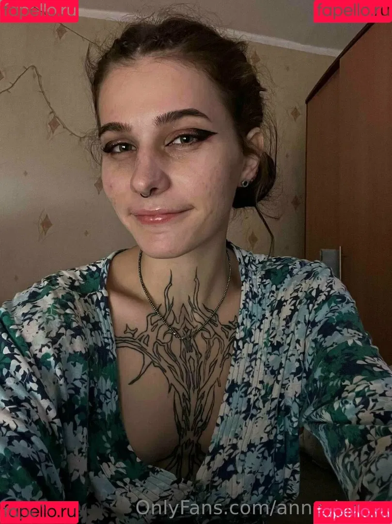 anna_kyoto / kyoto_gun Onlyfans Photo Gallery 
