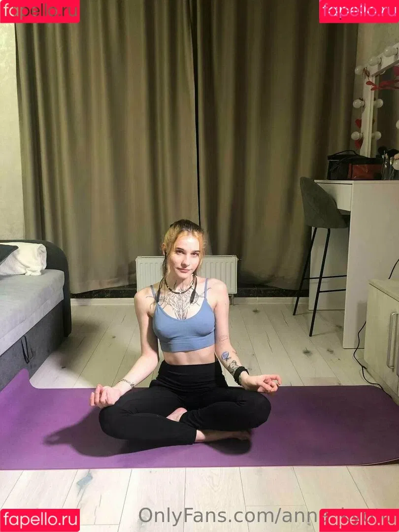 anna_kyoto / kyoto_gun Onlyfans Photo Gallery 