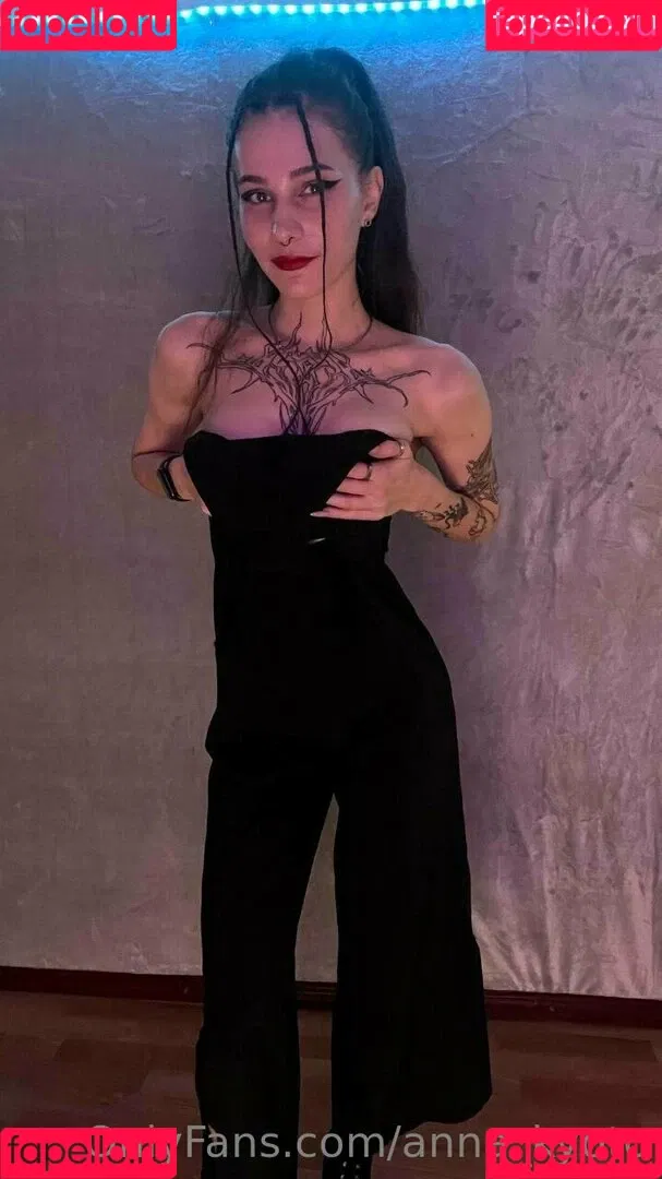 anna_kyoto / kyoto_gun Onlyfans Photo Gallery 