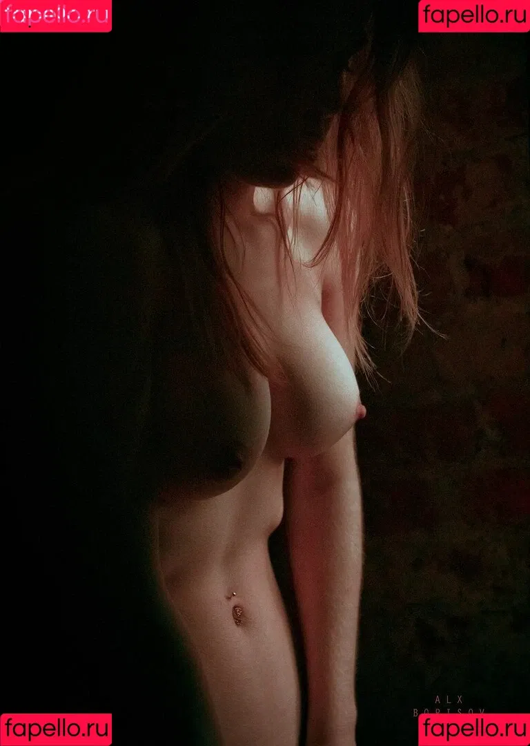 Alexandra Smelova / alex_lolly_ / smelovandmila Onlyfans Photo Gallery 