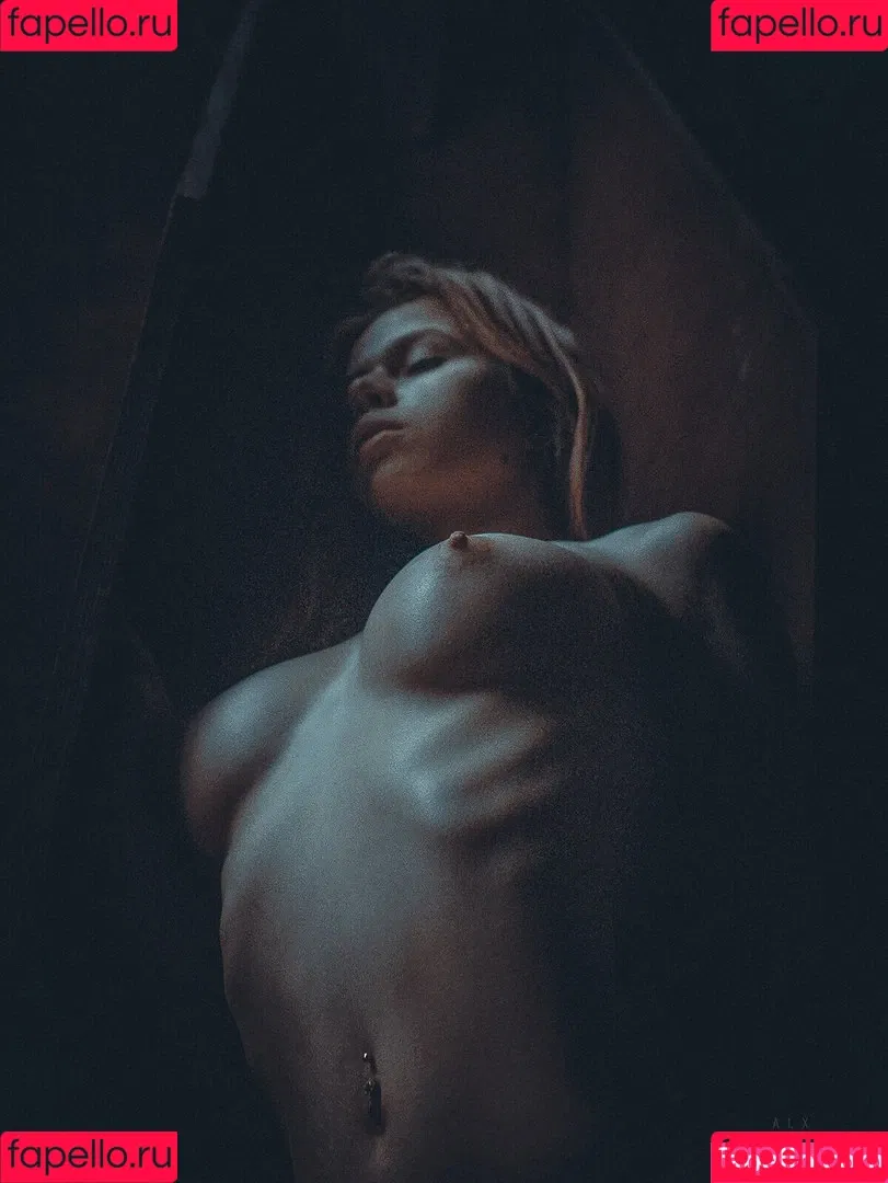 Alexandra Smelova / alex_lolly_ / smelovandmila Onlyfans Photo Gallery 