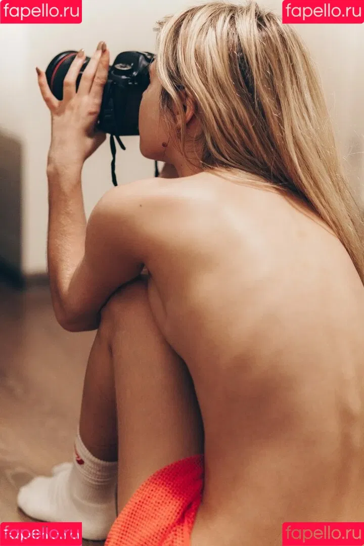 Alexandra Smelova / alex_lolly_ / smelovandmila Onlyfans Photo Gallery 