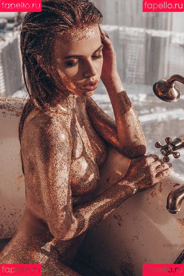 Alexandra Smelova / alex_lolly_ / smelovandmila Onlyfans Photo Gallery 